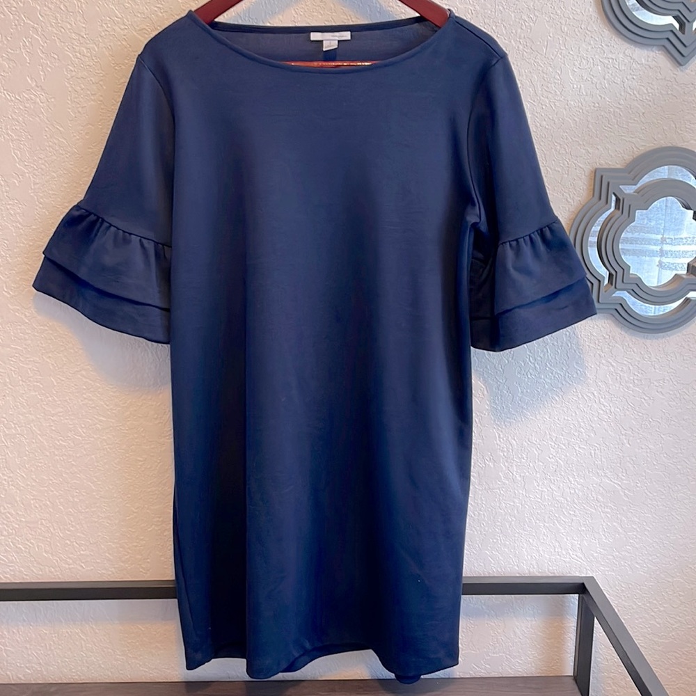 Halogen Dress w/Ruffle Sleeve
